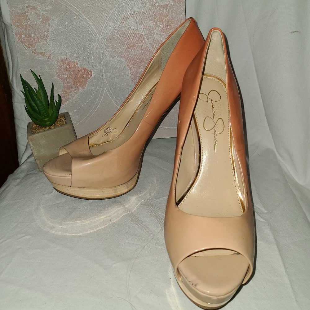 Jessica Simpson Ombre pumps